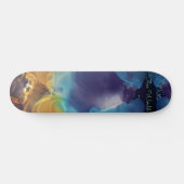 Abstrakter Nebel aus Feuer und Eis Skateboard (Horizontal)