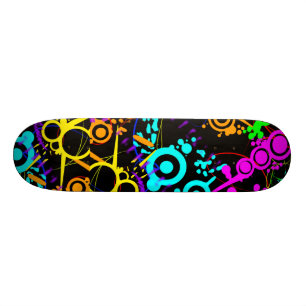 Abstrakter NeonSpritzer moderner Skateboard