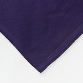 Abstrakter Polygonraum mit dunklem Poly-Hintergrun Fleecedecke (Ecke)