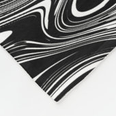 Abstrakter schwarzer und weißer Flüssig-Marmor Fleecedecke (Ecke)