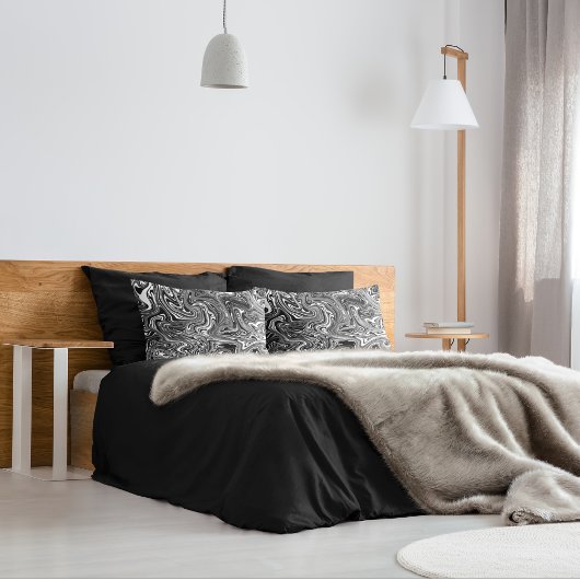 Abstrakter schwarzer und weißer Flüssig-Marmor Kissenbezug