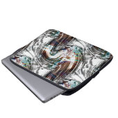 Abstrakter, sehr seltsamer gestreifter Taifun Laptopschutzhülle (Vorne Knopf)