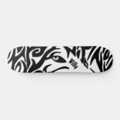 Abstrakter StammWolf mit Namen Skateboard (Horizontal)