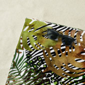 abstrakter Tierdschungel Strandtuch (Beispiel)