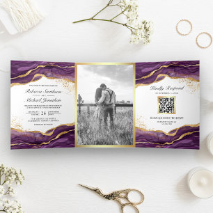 Abstrakter Tinten QR-Code Hochzeit in Lila und Gol Dreifach Gefaltete Einladung
