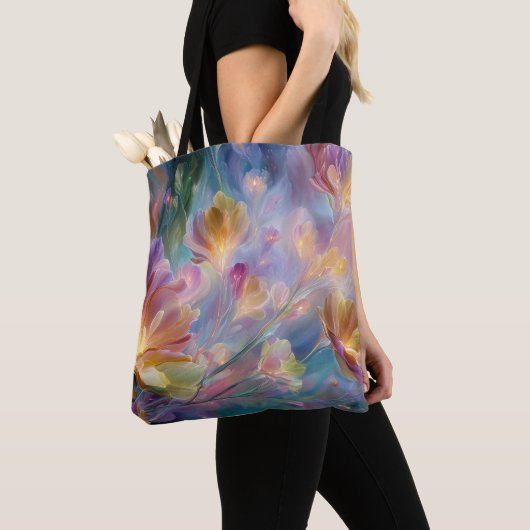Abstrakter traumhafter Blumengarten Tasche (Von Nahem)