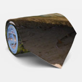 Abstrakter tropischer Strand mit Rowboat Krawatte (Gerollt)