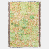 Abstraktes Acerblatt auf zerkratztem Boden, beige Decke (Vorderseite Vertikal)