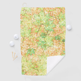 Abstraktes Acerblatt auf zerkratztem Boden, beige Golfhandtuch