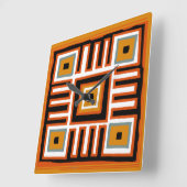 Abstraktes afrikanisches geometrisches Stammmuster Quadratische Wanduhr (Winkel)