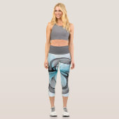 Abstraktes Anthracite Grau Blau Modernes Fraktal K Capri Leggings (Vorderseite)