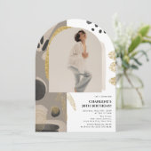 Abstraktes Arch Foto Geburtstag Einladung (Stehend Vorderseite)