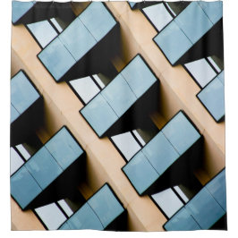 Abstraktes Beige und Blaues Gebäude Duschvorhang