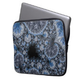 Abstraktes Blau und Schwarzes Fraktal Laptopschutzhülle (Vorderseite Links)