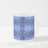 Abstraktes blaues Blumenmuster Mattglastasse (VorderseiteRechts)