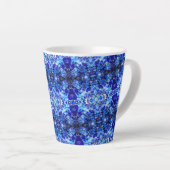Abstraktes blaues Blumenmuster Milchtasse (Rechte Ecke)