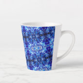 Abstraktes blaues Blumenmuster Milchtasse (Rechts)