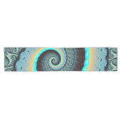 Abstraktes blaues Türkis Orange Fraktal Kurzer Tischläufer (Horizontal)