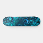 Abstraktes blaues und Aquamarines Spiralmuster Skateboard (Horizontal)