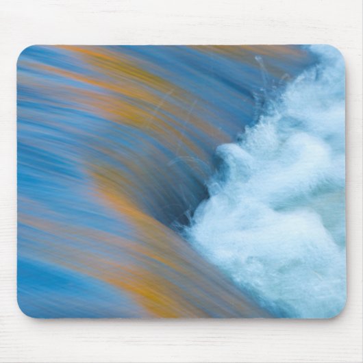 Abstraktes blaues Wasser, Kanada Mousepad (Vorne)