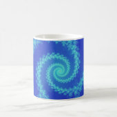 Abstraktes Blue Cyan Spiral Fraktal Kaffeetasse (Mittel)