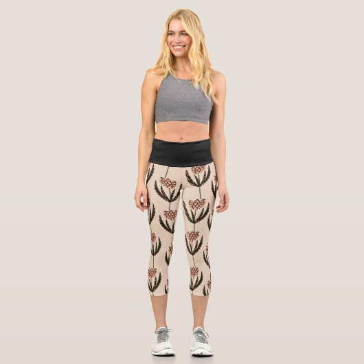 Abstraktes Blumenleaf Grünes Schwarzes Muster Capri Leggings (Vorderseite)