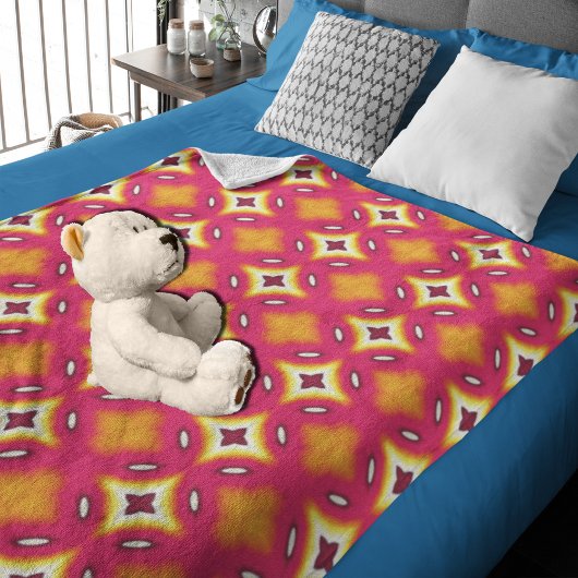 abstraktes Blumenmuster in Rosa Fleecedecke