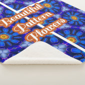 Abstraktes Blumenmuster Sherpadecke (3/4)