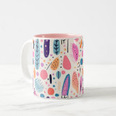 Abstraktes botanisches Muster Pastel BOHO Chic Zweifarbige Tasse (Vorderseite Links)