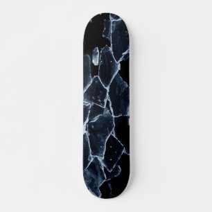 Abstraktes Design aus zerbrochenem Eis Skateboard