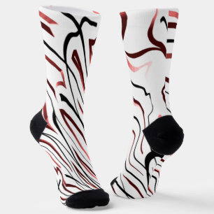 Abstraktes Design in Rot-Weiß-Schwarz Socken