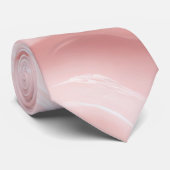 Abstraktes Design mit rosa Creme Krawatte (Gerollt)
