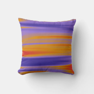 Abstraktes Design von Rainbow-farbenen Malereien Kissen