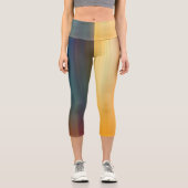 Abstraktes digitales zweifarbiges Gradient Capri Leggings (Vorderseite)