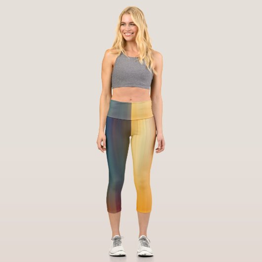 Abstraktes digitales zweifarbiges Gradient Capri Leggings (Vorderseite)