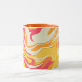 Abstraktes Drehverhalten in warmen Tönen Tasse (Zentrum)