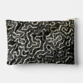 Abstraktes Foto der Schwarzen und Weißen Koralle I Zubehörtasche (Rückseite)