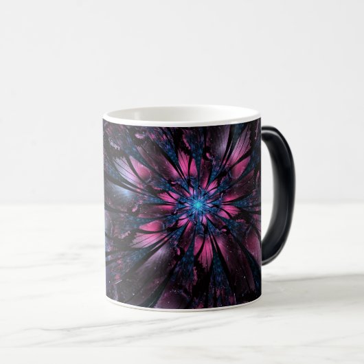 Abstraktes Fraktal Blume Design. Verwandlungstasse (VorderseiteRechts)