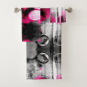 Abstraktes Fuchsia, Grau und Schwarzes Gran Foto K Badhandtuch Set (Insitu)