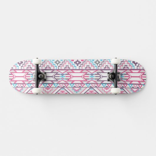 Abstraktes geometrisches aztekisches Muster 3 Skateboard (Horizontal)