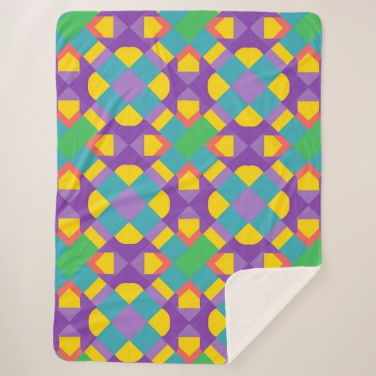 Abstraktes geometrisches Muster in fett gefärbten  Sherpadecke (Vorderseite)