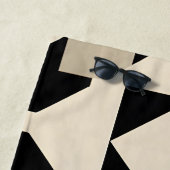 Abstraktes geometrisches Muster mit kontrahiertem Strandtuch (Beispiel)