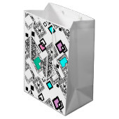 Abstraktes geometrisches Muster Mittlere Geschenktüte (Rückseite Schrägansicht)