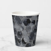 Abstraktes geometrisches Muster, schwarz und grau. Pappbecher (Vorderseite)