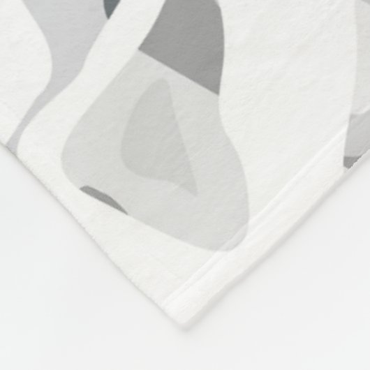 Abstraktes gepunktetes Muster in hellgrauen Flecke Fleecedecke (Ecke)