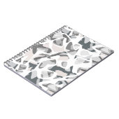 Abstraktes gepunktetes Muster in hellgrauen Flecke Notizblock (Linke Seite)