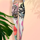 Abstraktes Gesicht Big Eyes Rote Lippen Nebel Pink<br><div class="desc">Diese bunten,  leuchtenden Leggings wurden mit meiner originalen Collage-Kunst entworfen und zeichnen sich durch ein cooles abstraktes Gesicht mit großen kühnen Augen,  neonrosa Wangen und lebendige rote Lippen in einem grungenhaften,  modernen Graffiti-Stil mit lila Hintergrund und einer skurrilen Touch aus schwarz-weiß Streifen aus.</div>