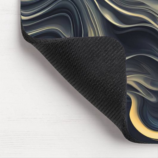 Abstraktes Goldrauchdesign auf schwarz Mousepad (Ecke)