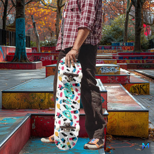 Abstraktes Graffiti mit dem tealfarbenen Motto "Li Skateboard