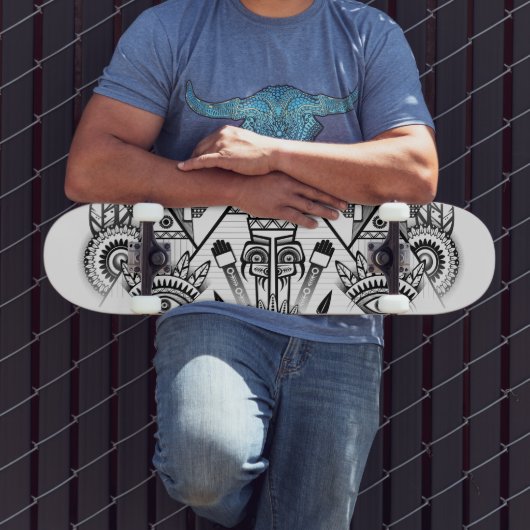 Abstraktes Indianerstamm Skateboard (Außenbereich 3)